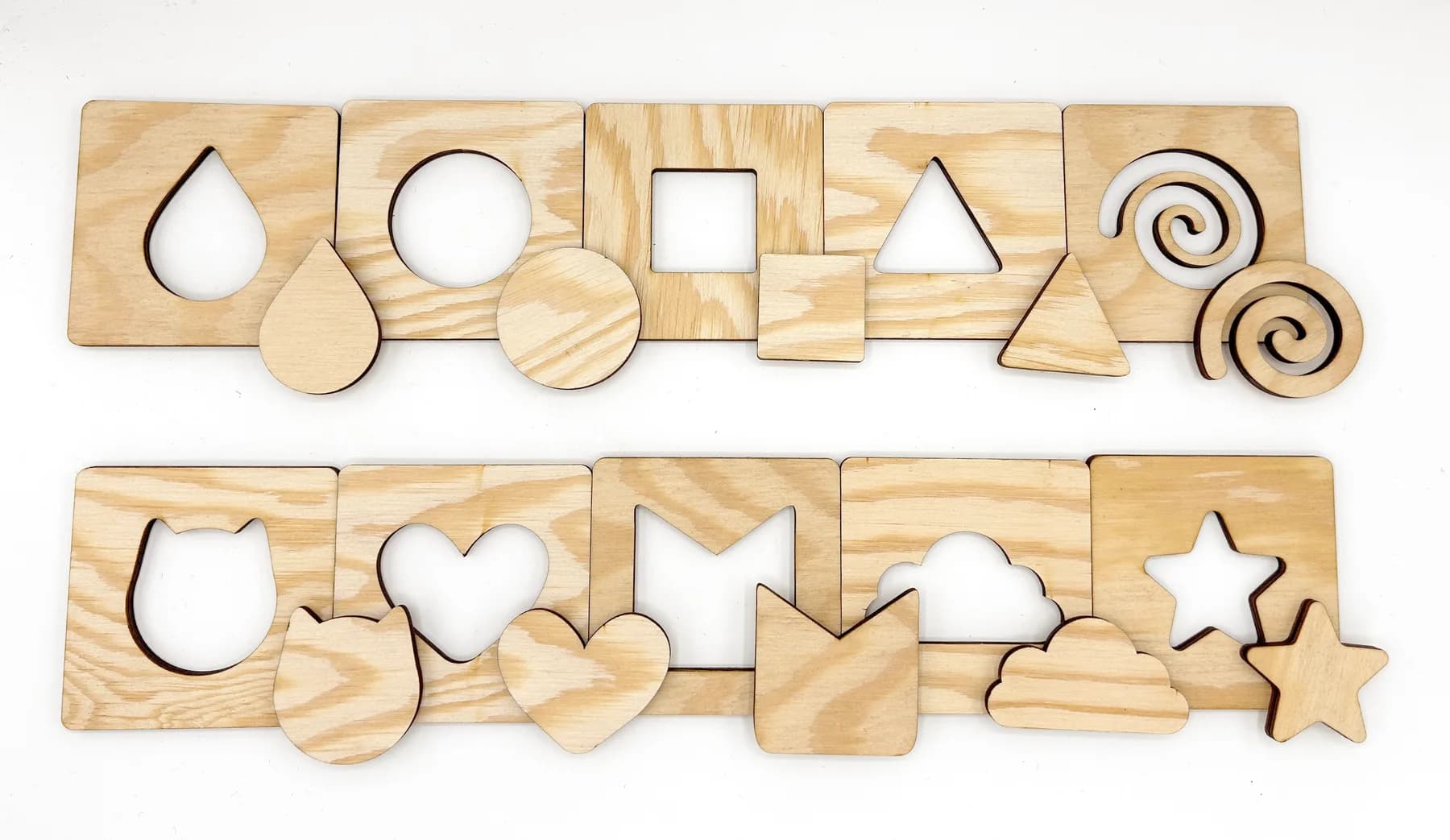 Fa oktató puzzle – formák, tárgyak és számok vegyesen (50 db, véletlen válogatás)