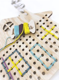 Fa fűzős formák – MiniDots – Házikó